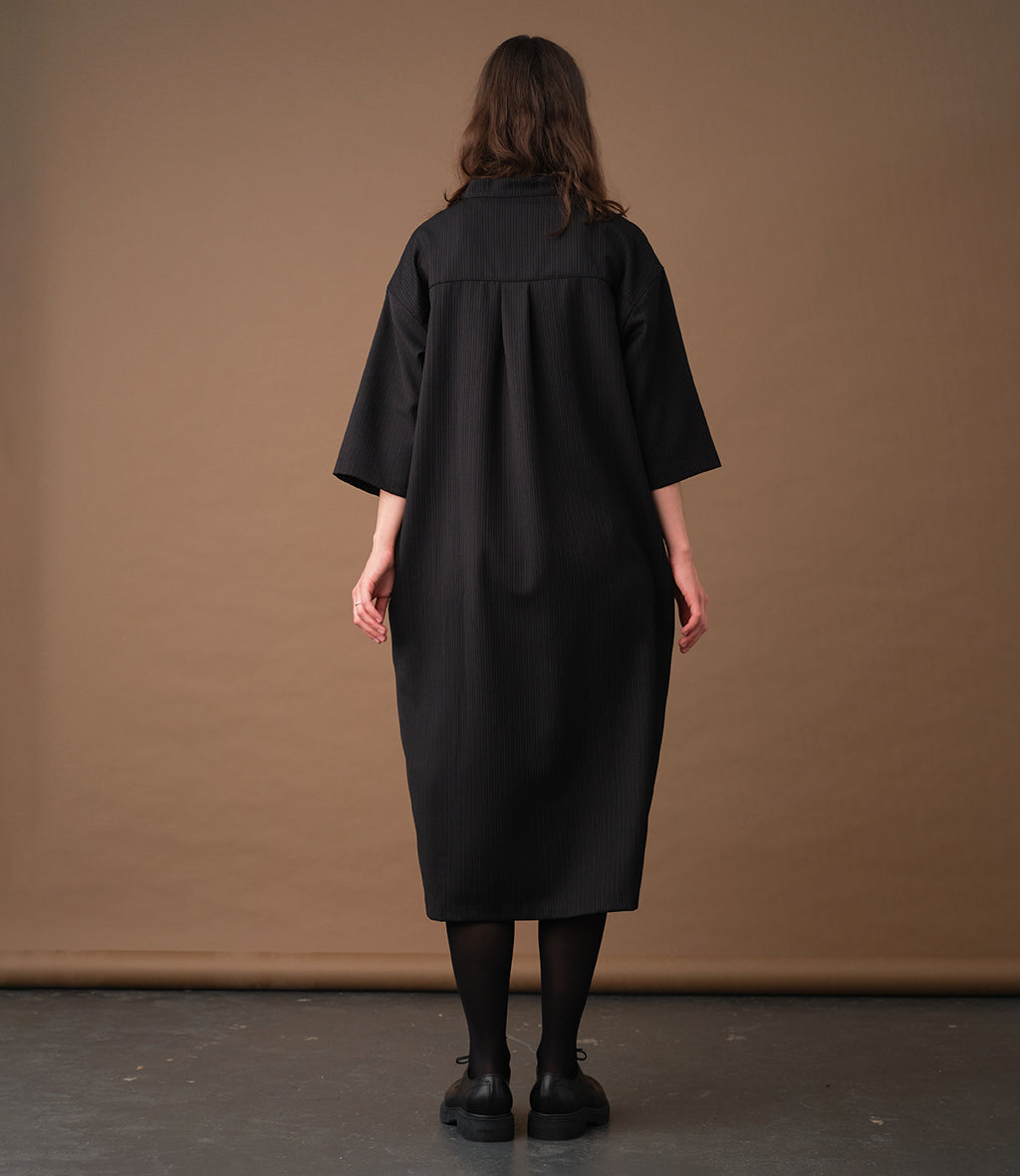 Liebling Naja Kreidestreifen-Kleid