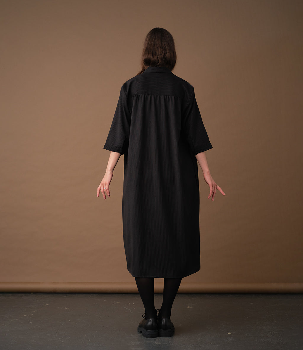 Liebling Svala Kreidestreifen-Hemdkleid