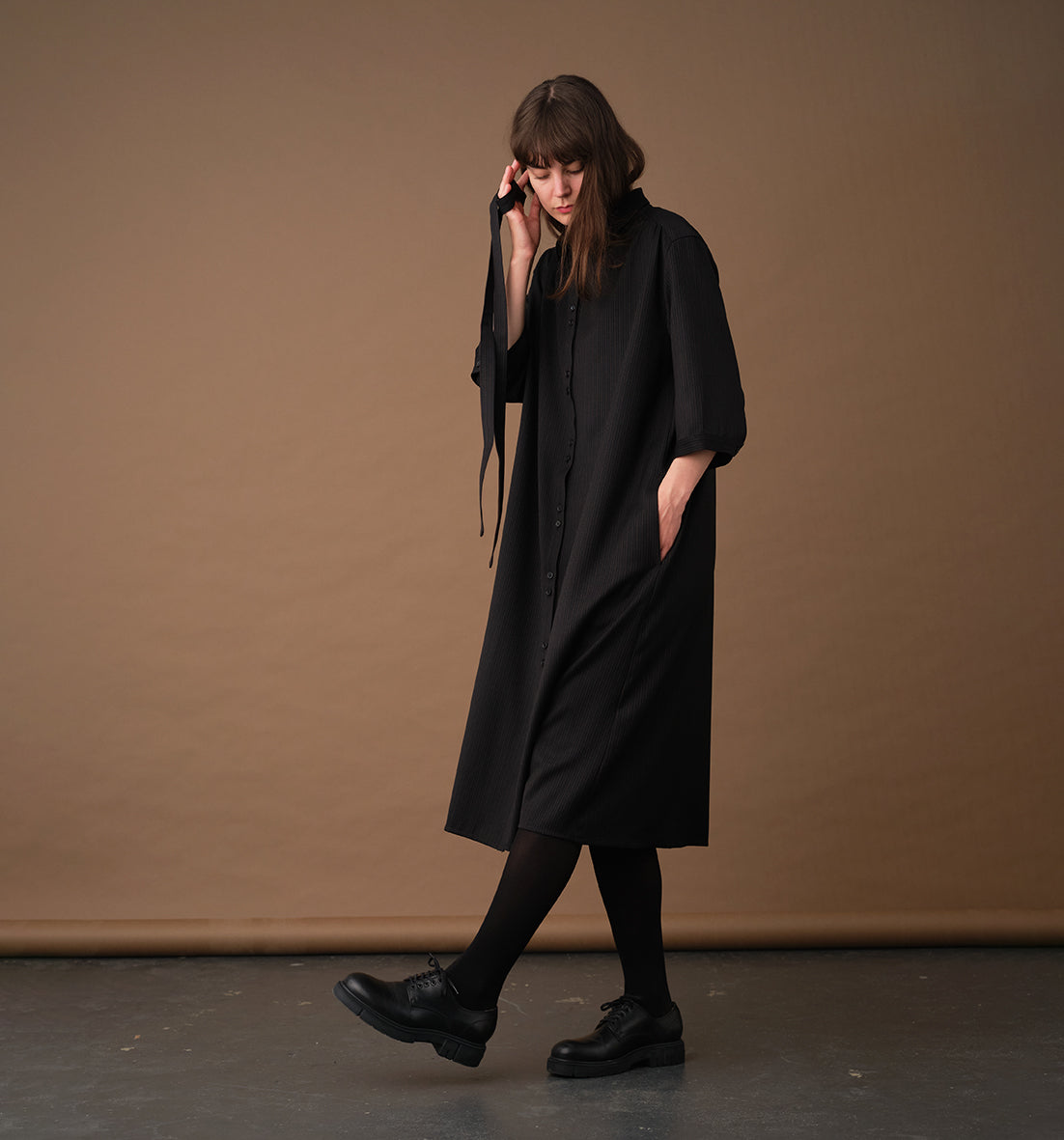 Liebling Svala Kreidestreifen-Hemdkleid